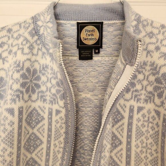 NWOT Planet Earth Fair Isle Design Sweater Zip Front Sz M Blue - Picture 3 of 5